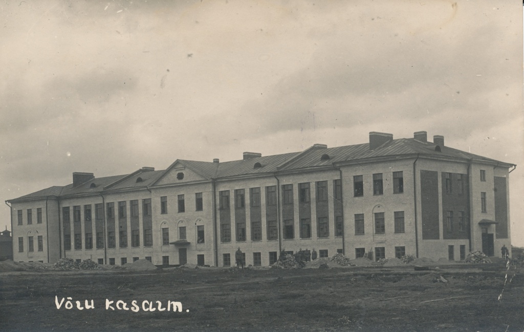 Foto. Võru kasarm (Taara kasarmu).
