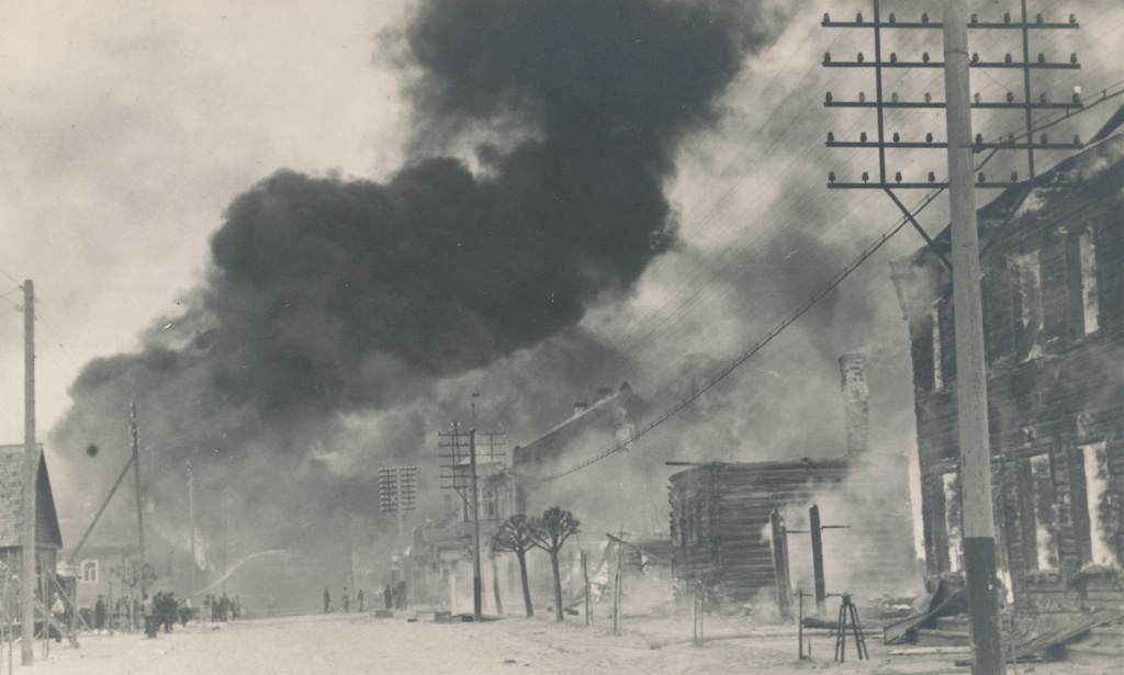 Fotopostkaart. Tulekahju Petseris 24. mail 1939.a.