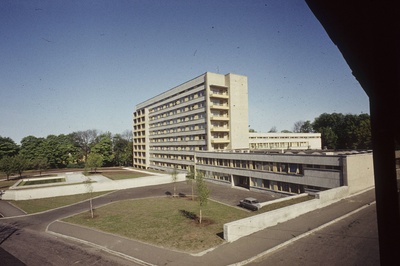 IV (Magdaleena) haigla Tallinnas. Arhitektid Kalju Luts, Hansi Aru  similar photo