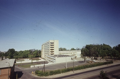 IV (Magdaleena) haigla Tallinnas. Arhitektid Kalju Luts, Hansi Aru  similar photo
