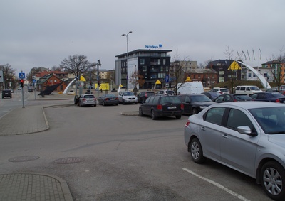 Miting before traveling to the Baltic chain on the Rakvere Market Square rephoto