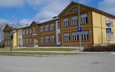 Rakvere City I Start School Building rephoto