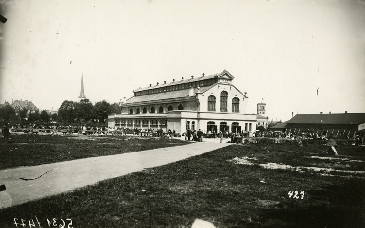Vana turuhoone Tammsaare pargis (hävinud), hoone vaade