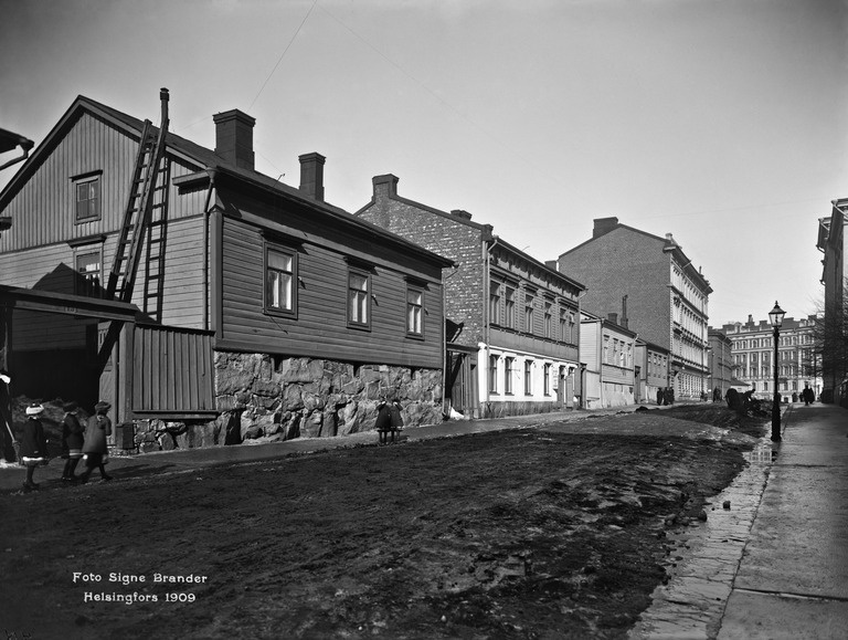 Ratakatu 11, 9, 7, 5, 3, 1c.