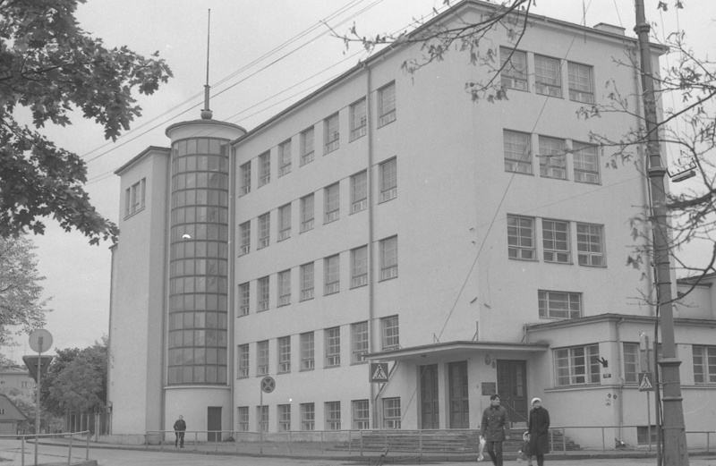 Lenderi gümnaasium Tallinnas, vaade. Arhitekt Herbert Johanson