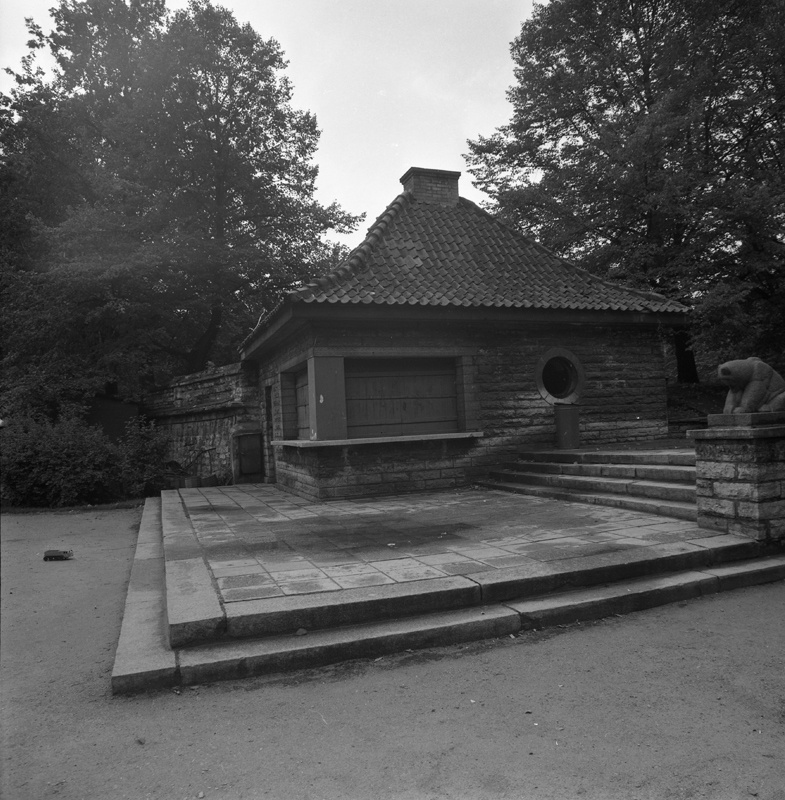 Kiosk Hirvepargis, vaade. Arhitekt Herbert Johanson