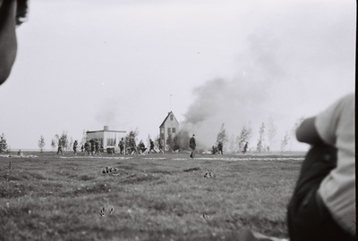 Fotonegatiiv. Tuletõrje demonstratsioonesinemine Pärnu rannas 1938  similar photo