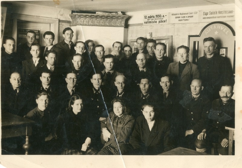 Foto. Pärnu Side liinitehniline jaoskond. Pärnu, 1950