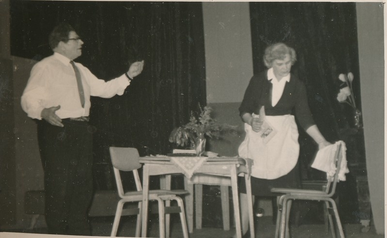 Tartu Kultuurihoone tööveteranide klubi liikmed ühisüritusel 1960ndatel.