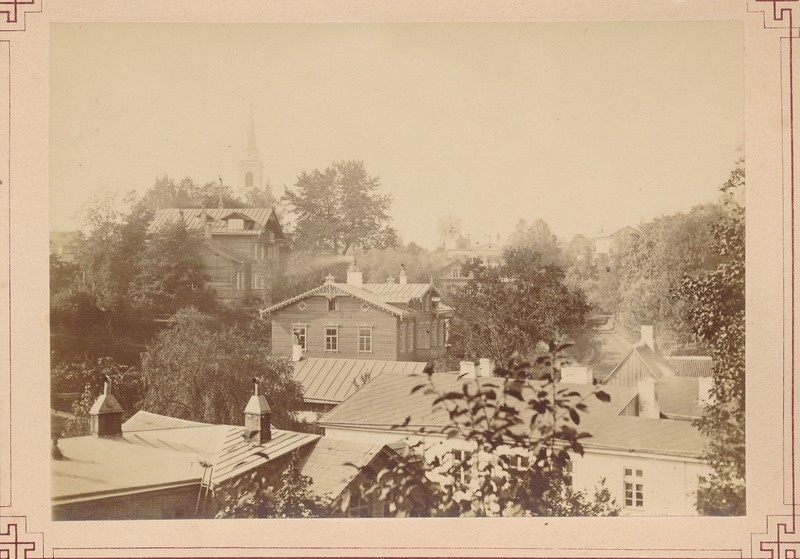 Linnavaade. Vallikraavi tn Tartus 19-20 sajand.