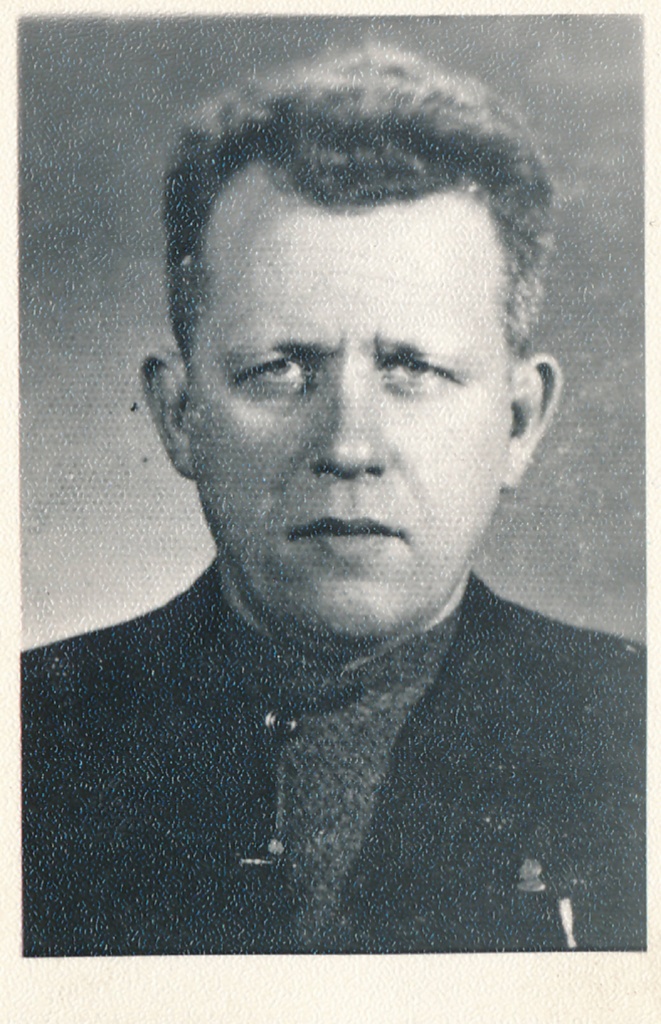 Portreefoto. Voldemar Müller, Peipsi laevanduse relvastatud valveteenistuse (VOHR) Tartu ülem. 15.02.1942.a.