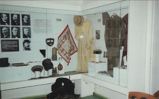 Tartu linnamuuseumi püsiekspositsioon (20. saj. algus, 1914), 1997. Foto Silja Paris.