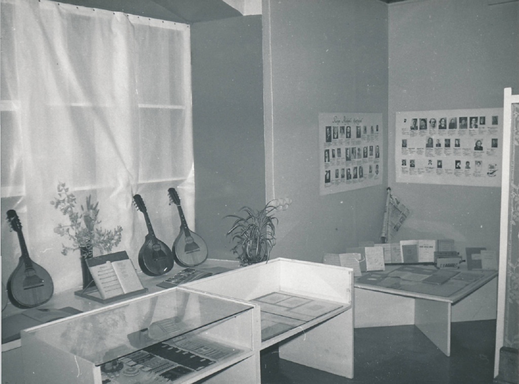 Hiiumaa muuseum. Kooliteemaline näitus. 1990ndatel.