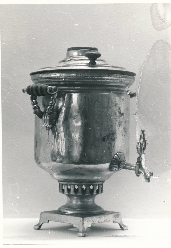 Tartu linnamuuseumi ajalooline kogu, samovar. 1981