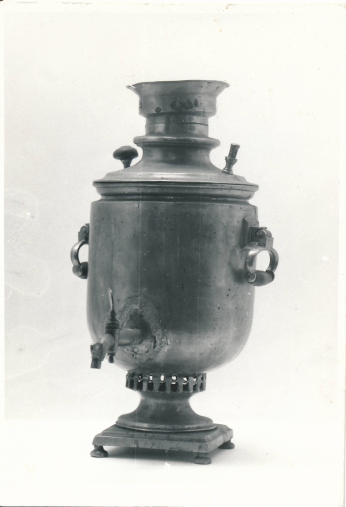 Tartu linnamuuseumi ajalooline kogu, samovar. 1981