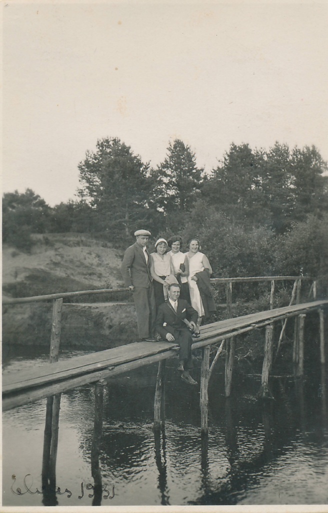 Grupifoto. Seltskond Elvas (seotud Elmar Kriisaga). 1935.a.