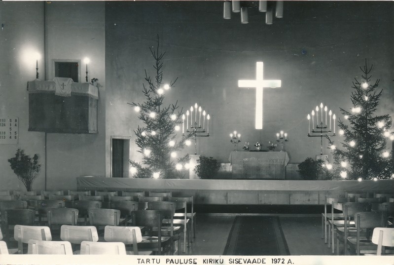 Tartu Pauluse kirik. Altar, jõulukuused. 1972