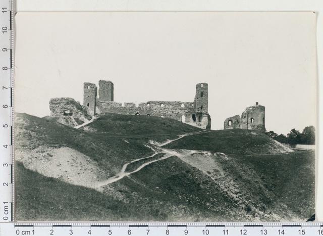 Ordulinnuse varemed Rakveres Lääne-Virumaal