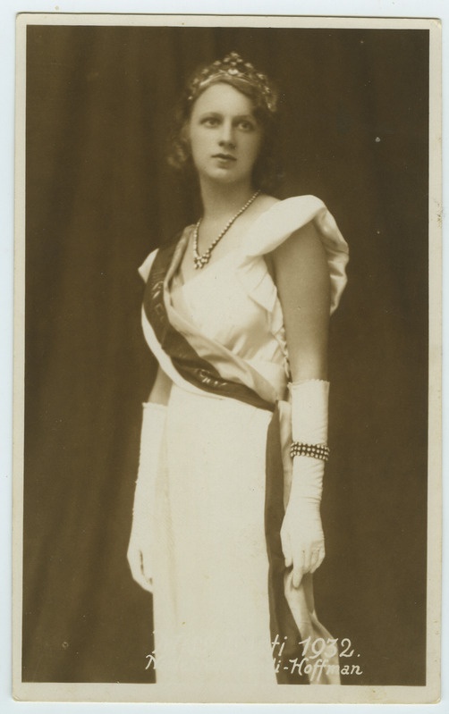 Miss Estonia 1932 Nadežda Peedi-Hoffmann (Peedi-Hofman). Tallinn, 1932.