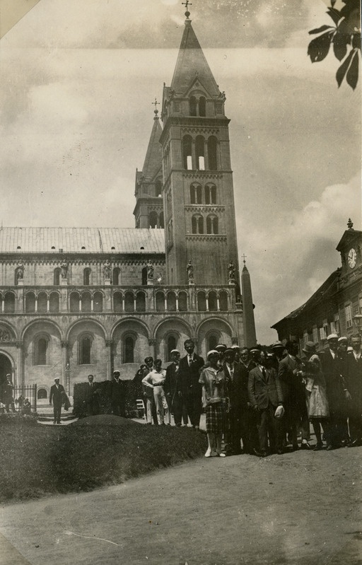 Foto. Tartu Akadeemiline Meeskoor välisreisil 1926-1939.