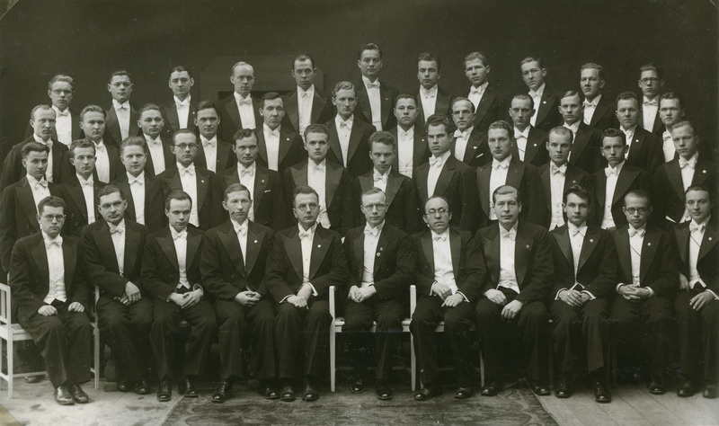 Foto. Tartu Akadeemiline Meeskoor välisreisil 1926-1939.