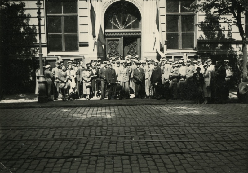 Foto. Tartu Akadeemiline Meeskoor välisreisil 1926-1939.
