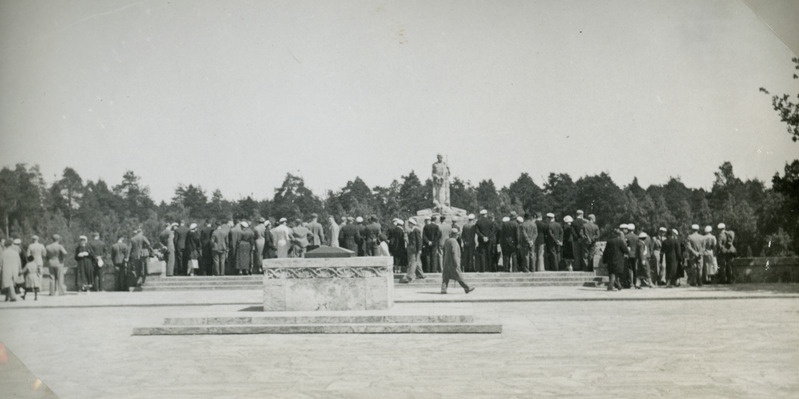 Foto. Tartu Akadeemiline Meeskoor välisreisil 1926-1939.
