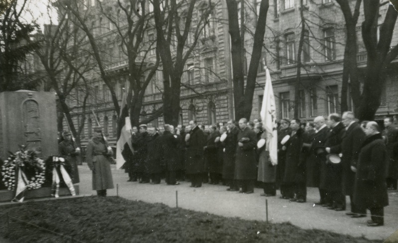 Foto. Tartu Akadeemiline Meeskoor välisreisil 1926-1939.