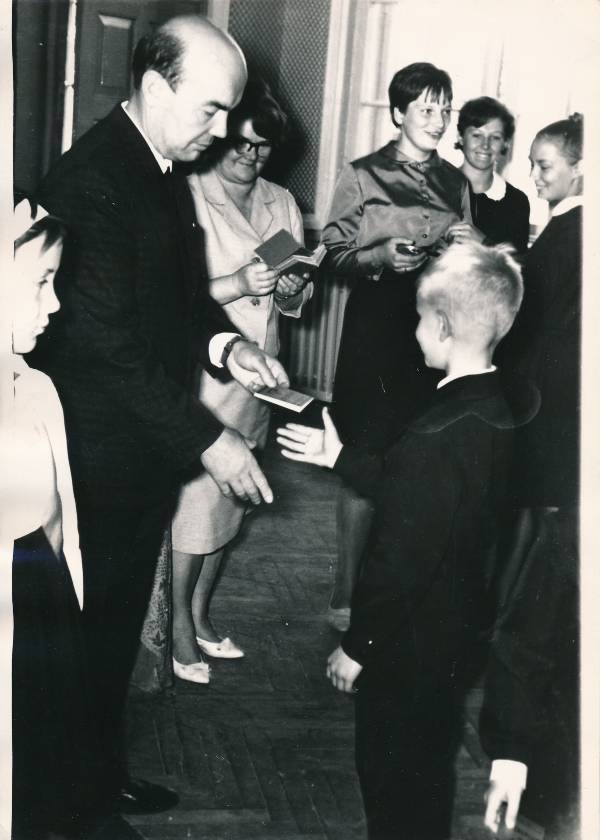 Tartu 2. keskkool, esimene koolipäev. 01.09.1966.