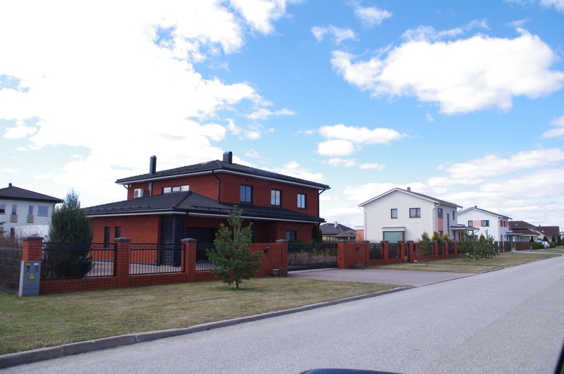 Digifoto. Mõisapuiestee  individuaalelamud (42 28 ), Tartu, 2019