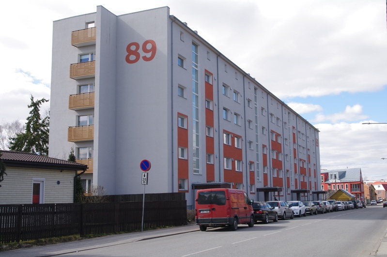 Digifoto. rekonstrueeritud korterelamu Jaama 89, Tartu. 2019