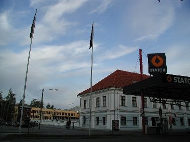 Tartu linnamuuseum (Narva mnt 23), Kivi t poolne külg, 2005.