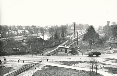 Foto.Võru vaade raudtee ülesõidukohal 1977.a.  similar photo