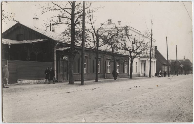 fotopostkaart, Viljandi, Tallinna tn 16, 18 (ohvitseride kasiino, sakala partisanid'e maja) u 1935