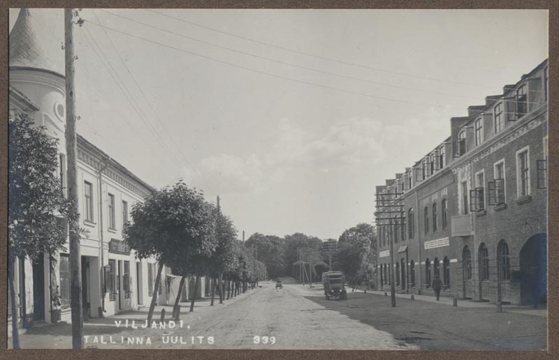 foto albumis, Viljandi, Vabaduse plats Tallinna tn algus, 1925, foto J. Riet