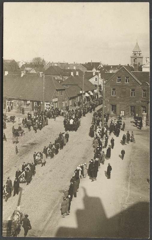 fotopostkaart, Viljandi, Vaksali tn- Kauba tn ristmik, matuserong, u 1935, foto A. Järvekülg