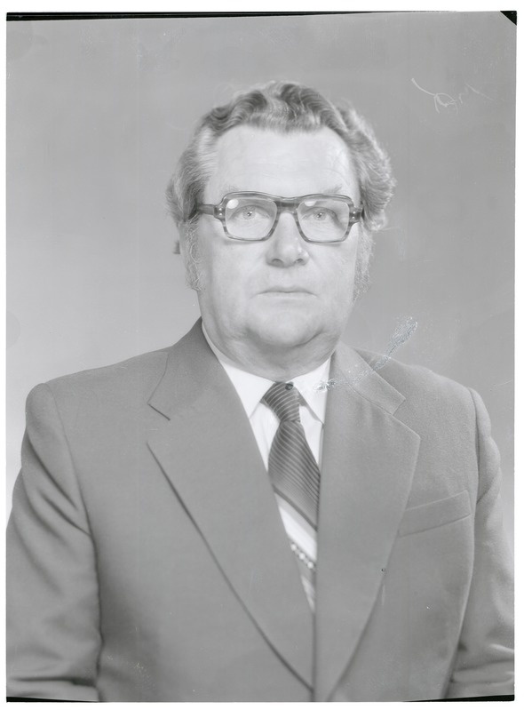 Tsemenditehase Punane Kunda ehitus-remonditsehhi juhataja Viktor Lank