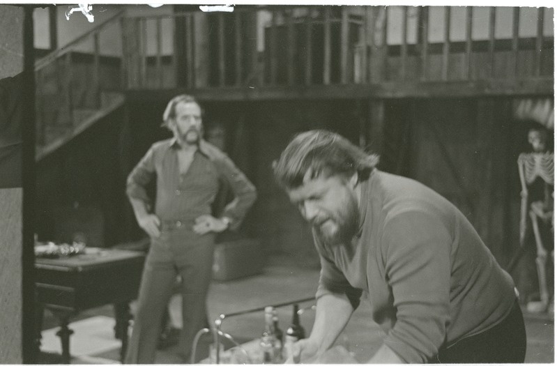 A. Shaffer. Mäng. Rakvere Teatri lavastus