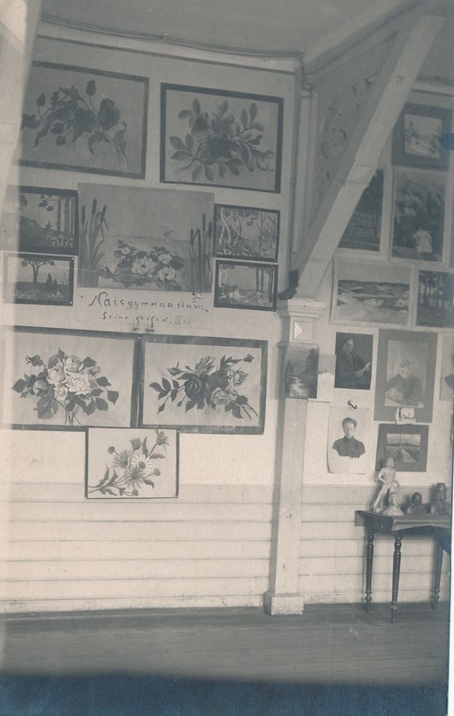 Viru Noorte Püha kunstinäitus  Viru Maakonna Reaalgümnaasiumis