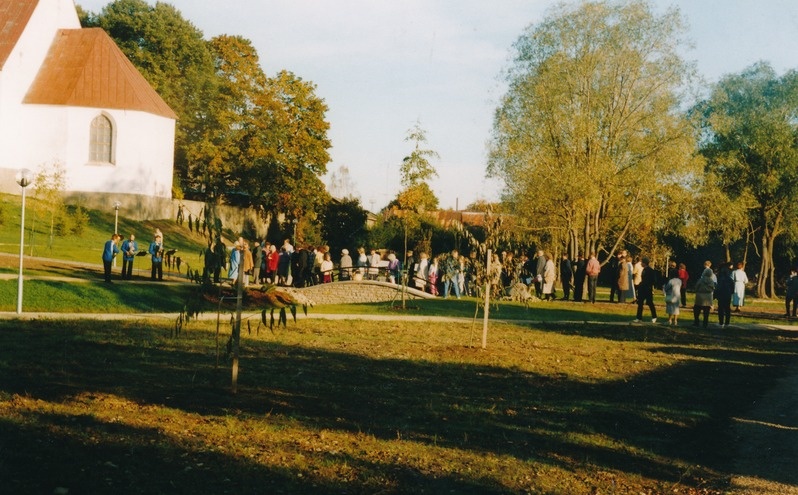 Kirikupargi avamine