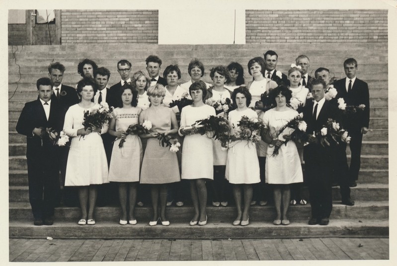 Suvepäevade pidulik lõpetamine Rakvere Vallimäel