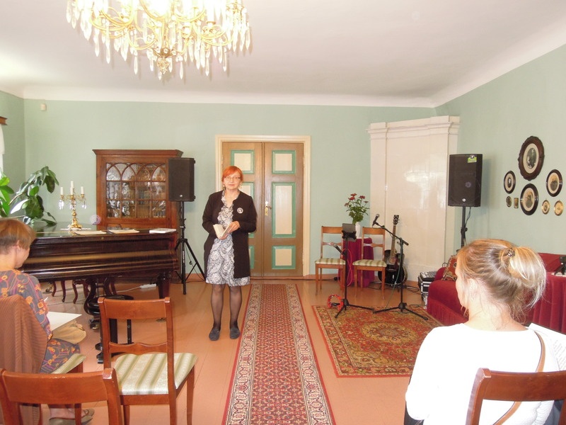 Foto. VII üleriigilise Koidula etluskonkursi täiskasvanutele Võru eelvõistlus. Võru, 19.08.2021.