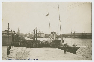 Soome presidendi Lauri Kristian Relanderi vastuvõtt Tallinna sadamas.
21. mai 1925  duplicate photo