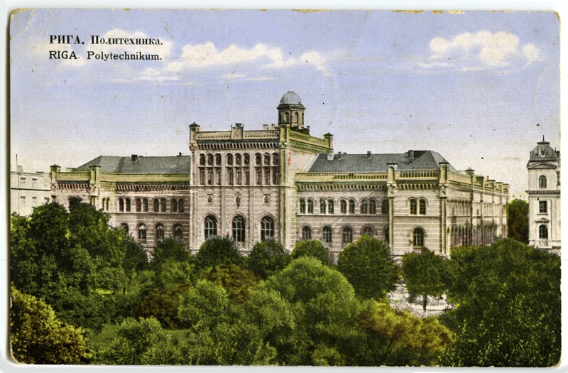 Vaade Riia Polütehnikumi hoonele