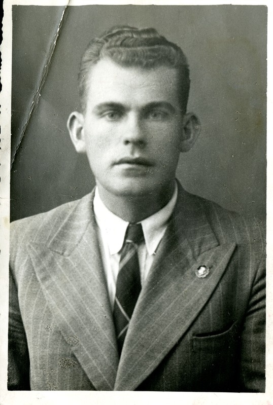 August Naaberi portree