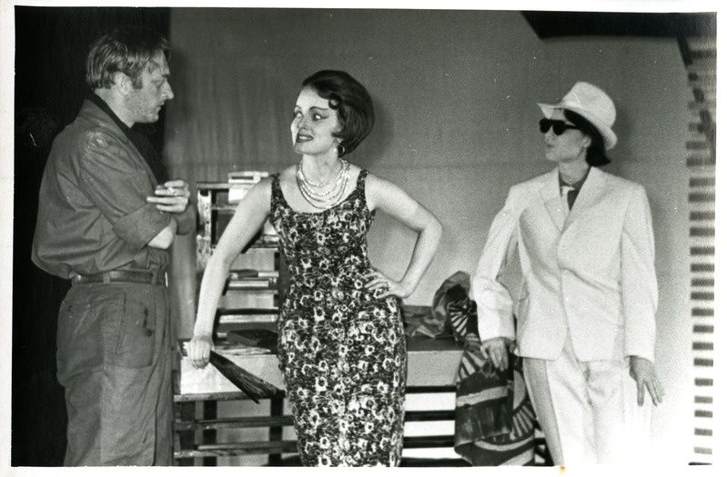 Lavastus Hea inimene Sezuanist Rakvere Teatris