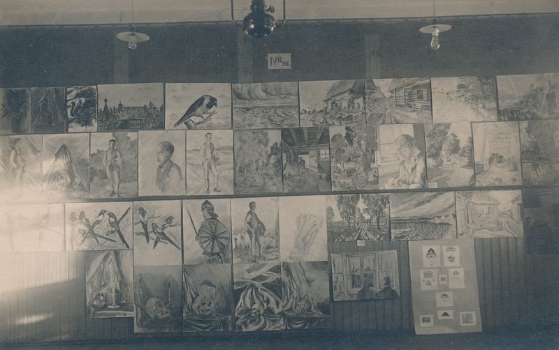 Rakvere Poeglaste Gümnaasiumi õpilastööde näitus