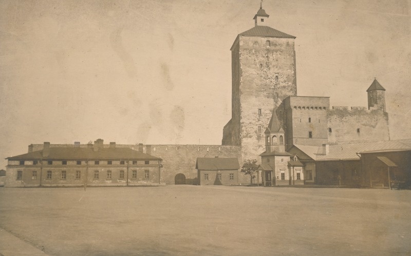 Narva, Hermanni kindlus