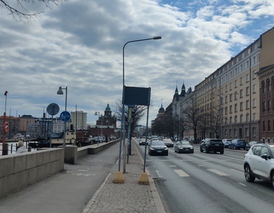 Pohjoissatama ja Pohjoisranta  18, 16, 14. Taustalla Katajanokan pohjoisranta ja uspenskin katedraali. rephoto
