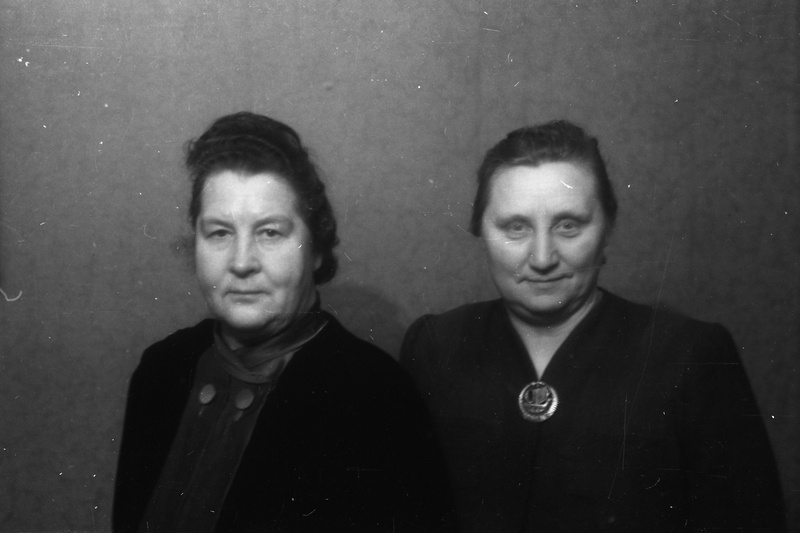 Helmi Schlossmann (vasakul) ja Mari Moser